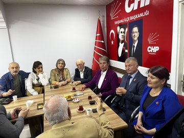 Tavşanlı İlçe Başkanlığında partililerle toplantı